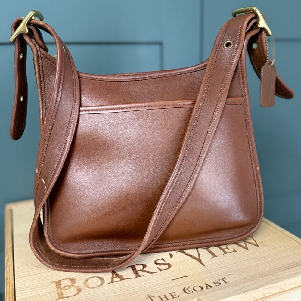Vintage COACH 9966 Legacy Zip Bag in Mahogany Glove-Tanned Leather Crossbody ECU